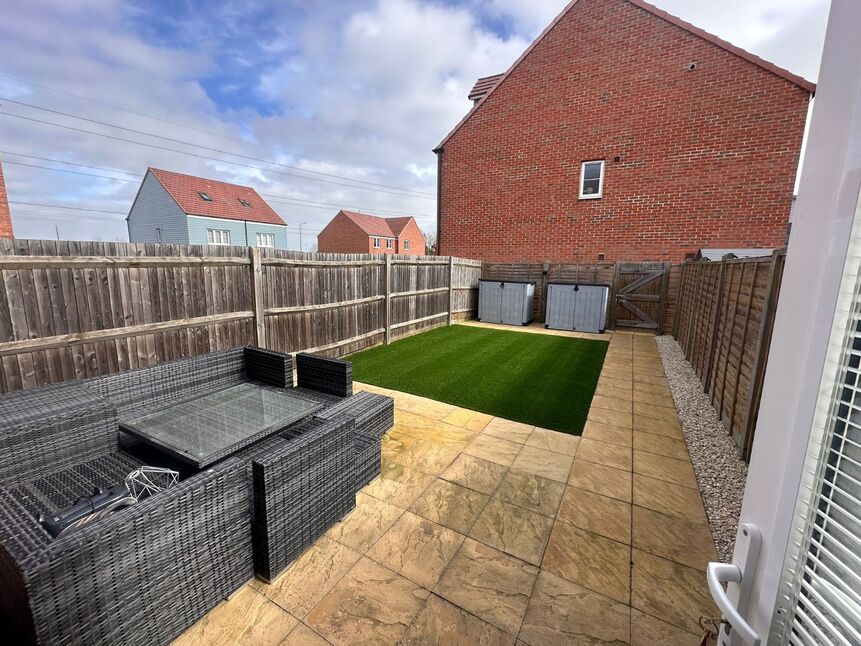 Main image of 3 bedroom End Terrace House for sale, Hopkins Close, Dartford, Kent, DA1