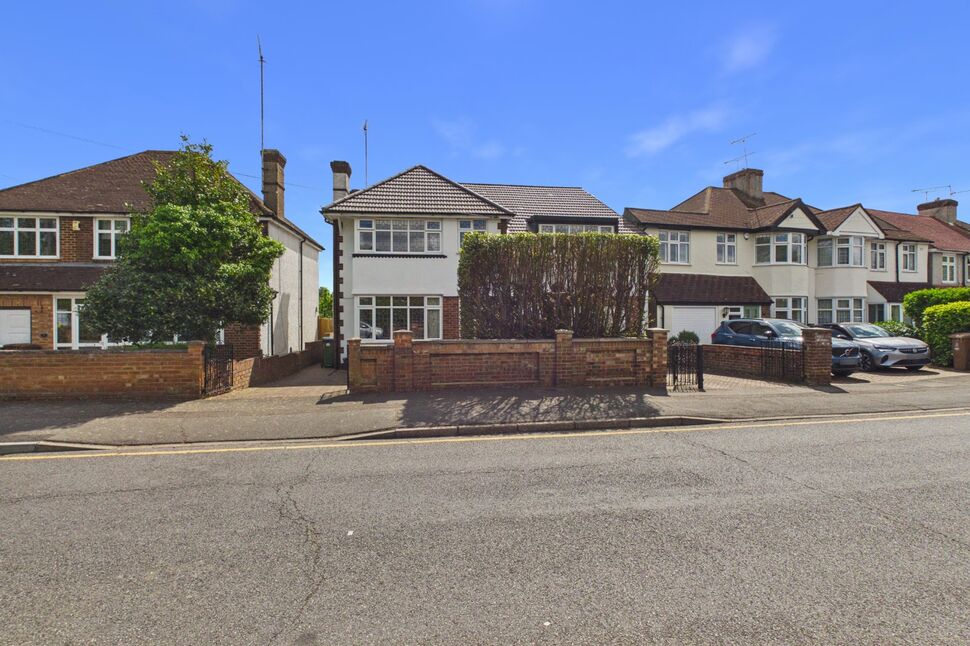 Main image of 5 bedroom Detached House for sale, Woodside Road, Bexleyheath, DA7