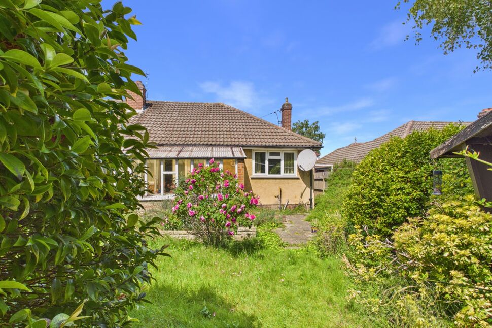 2 bedroom Semi Detached Bungalow for sale