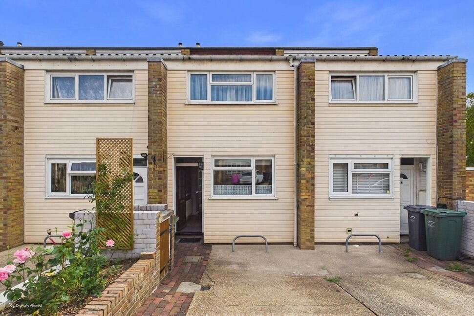 Main image of 2 bedroom Mid Terrace House to rent, Phoenix Place, Dartford, Kent, DA1