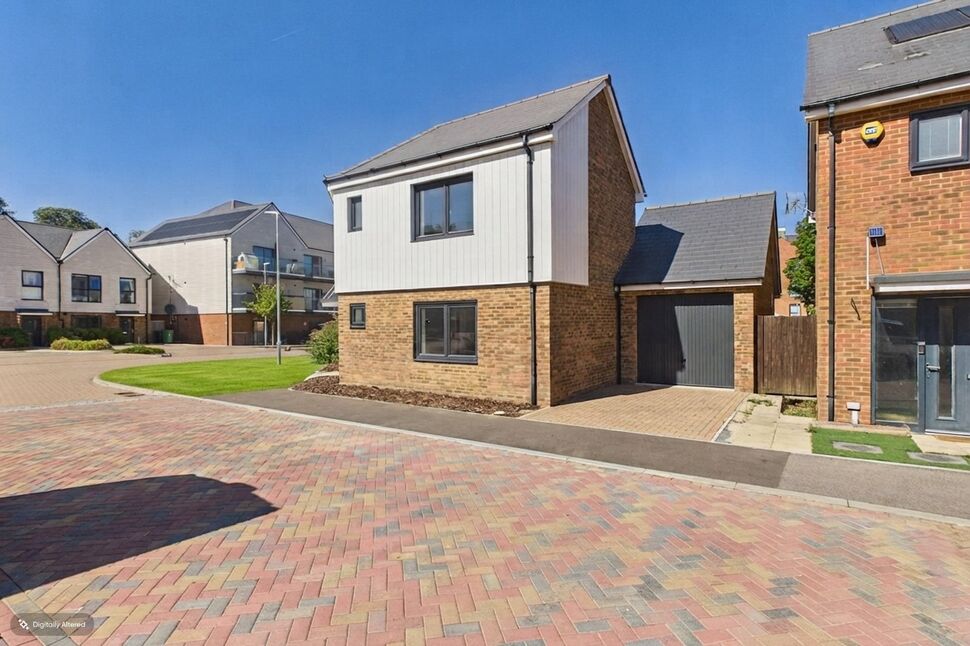 Main image of 3 bedroom Semi Detached House for sale, Stigand Lane, Greenhithe, Kent, DA9