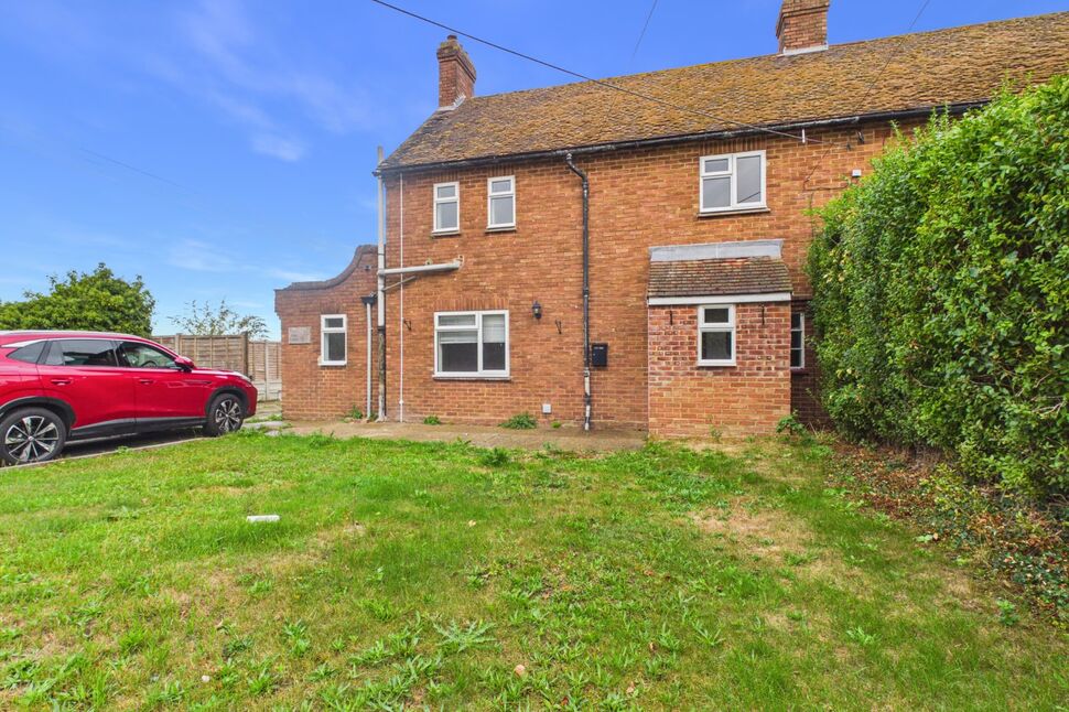 Main image of 3 bedroom End Terrace House to rent, Gills Road, South Darenth, Kent, DA4