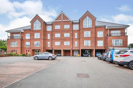 2 bedroom Flat to rent