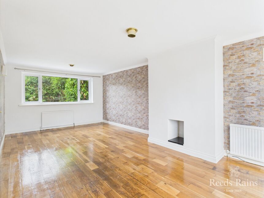 Lounge / Dining Room