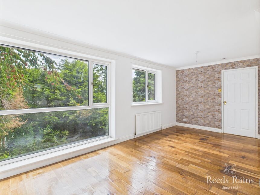 Lounge / Dining Room