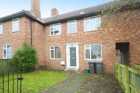 Maple Avenue, 3 bedroom Semi Detached House to rent, £1,375 pcm