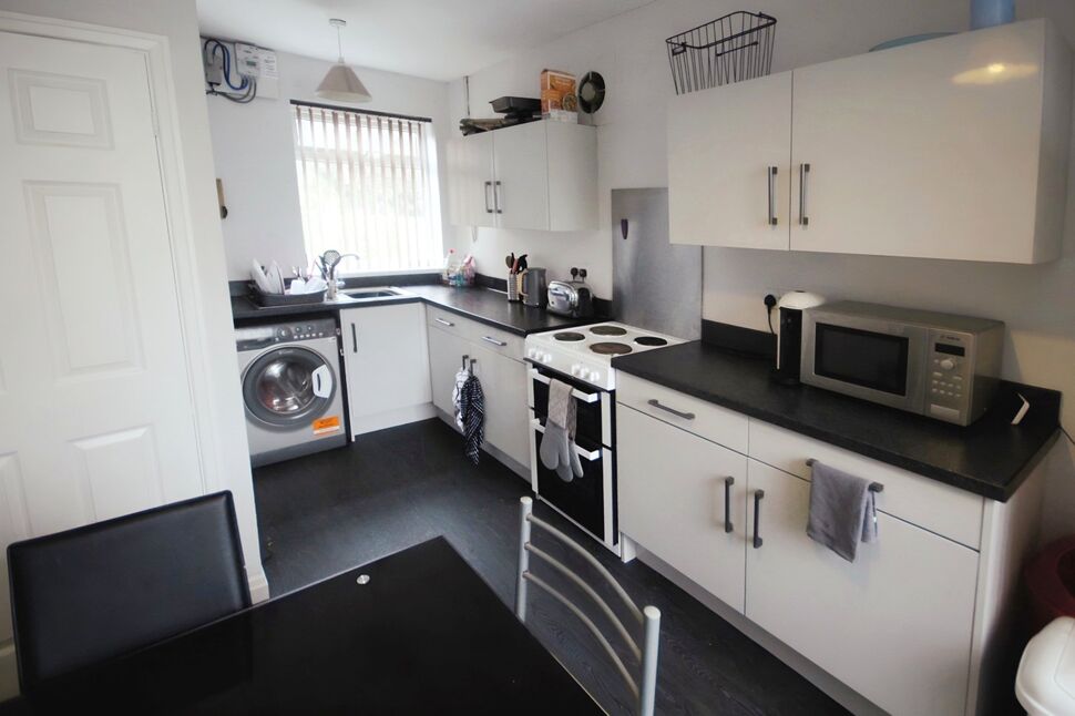 Kitchen / Breakfast Room