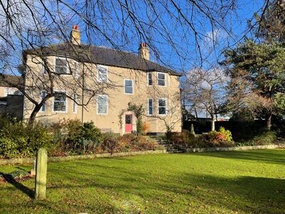 Station Road, 5 bedroom Detached House for sale, £750,000