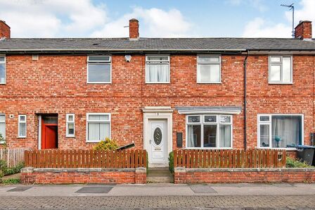 Annand Road, 3 bedroom Semi Detached House to rent, £900 pcm