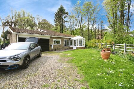 Lorimers Close, 3 bedroom Detached House to rent, £1,650 pcm