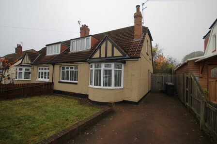 Finchale Road, 2 bedroom Semi Detached House to rent, &pound;1,100 pcm