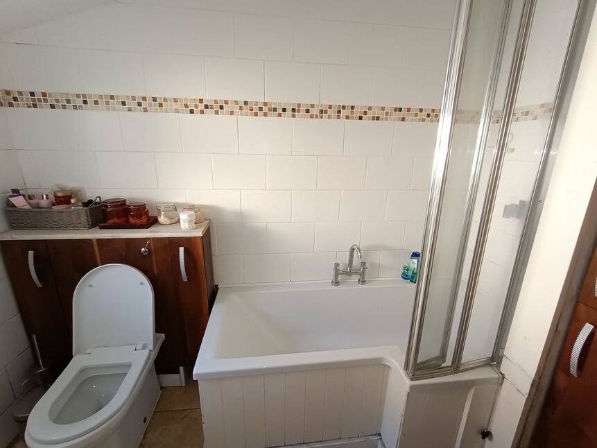 3 bedroom Mid Terrace House for sale, Durham Road, Ushaw Moor, DH7 £