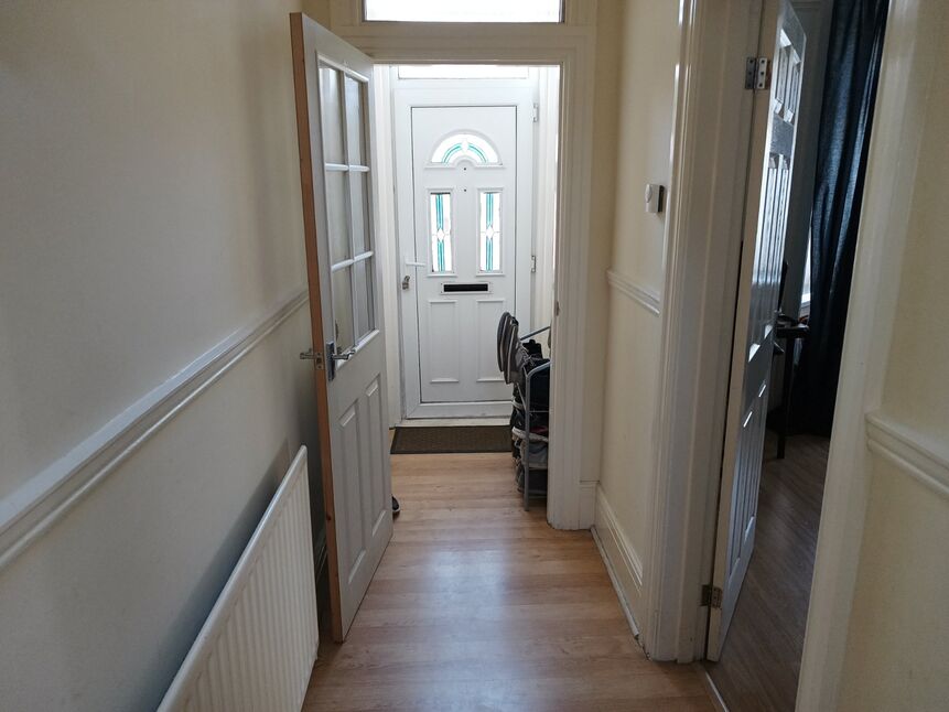 3 bedroom Mid Terrace House for sale, Durham Road, Ushaw Moor, DH7 £84,000