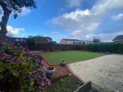 Midhill Close, 3 bedroom Detached Bungalow for sale, £240,000