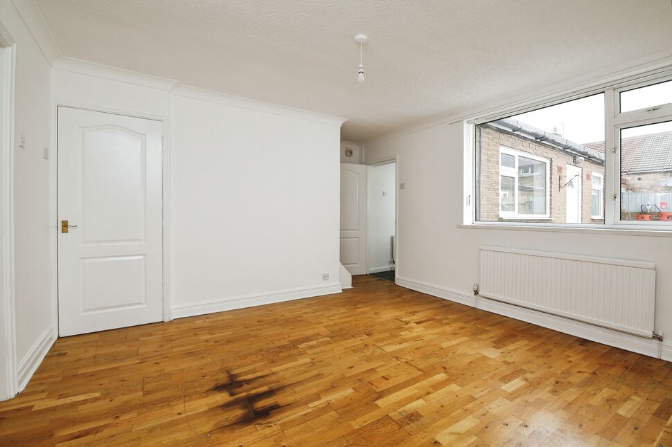 2 bedroom Mid Terrace House for sale, High Grange, Crook, DL15 £65,000