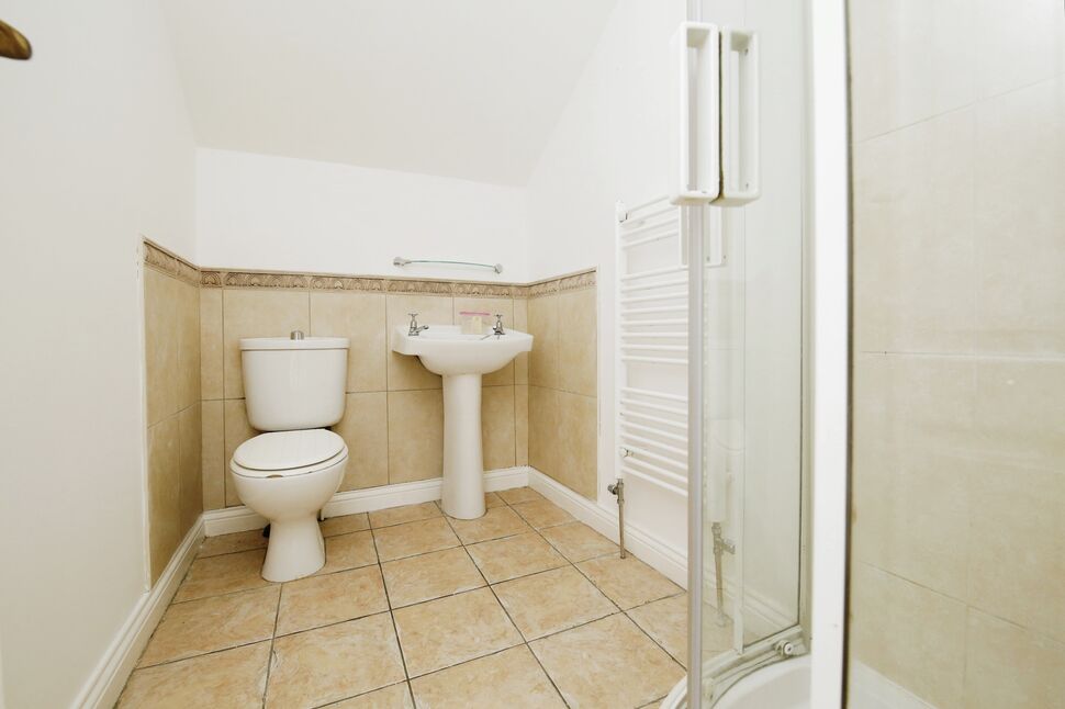 2 bedroom Mid Terrace House for sale, High Grange, Crook, DL15 £65,000