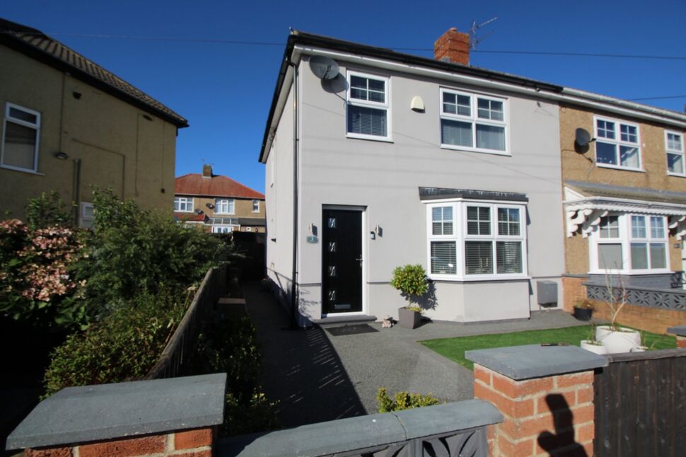 3 bedroom Semi Detached House for sale, Southside, Ferryhill, DL17 £