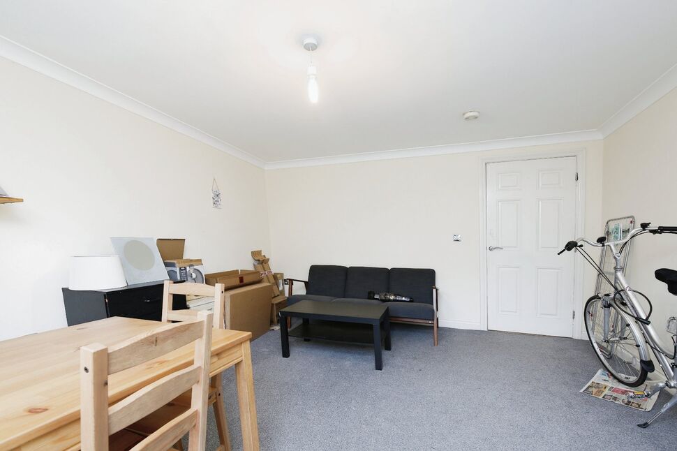 Lounge / Dining Room