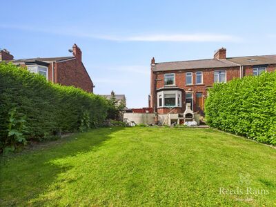 3 bedroom End Terrace House for sale