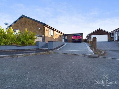 The Croft, 3 bedroom Detached Bungalow for sale, £350,000