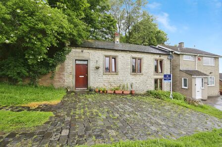 The Green, 2 bedroom Detached House for sale, £220,000