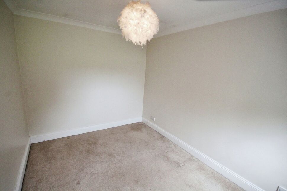 3 bedroom Semi Detached Bungalow to rent, Gypsy Lane, Ferryhill, DL17 ...