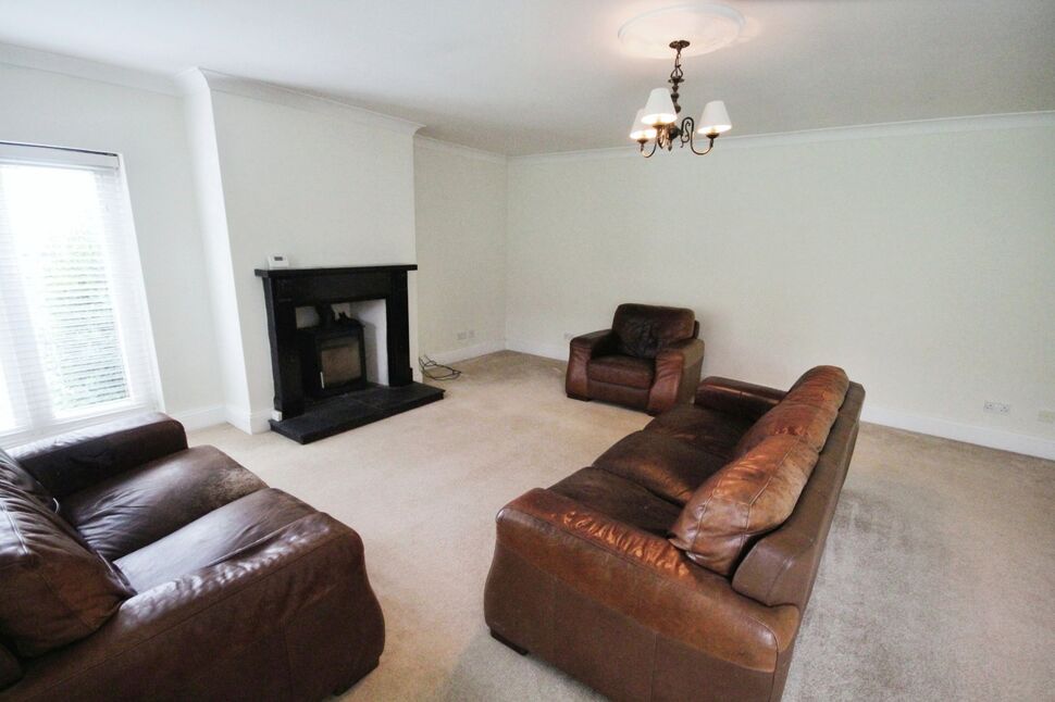 3 bedroom Semi Detached Bungalow to rent, Gypsy Lane, Ferryhill, DL17 ...