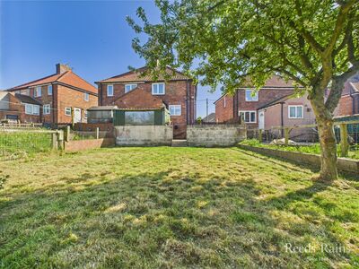 Beech Grove, 2 bedroom Semi Detached House for sale, £75,000