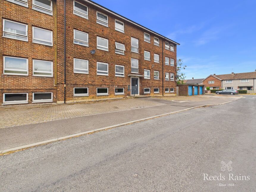 Main image of 3 bedroom Flat for sale, Dixon Road, Newton Aycliffe, Durham, DL5