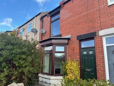 2 bedroom Mid Terrace House to rent