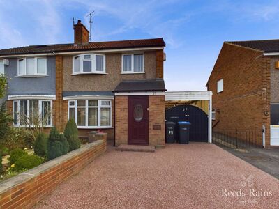 Merrington Avenue, 3 bedroom Semi Detached House for sale, £154,995