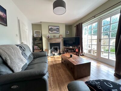 4 bedroom End Terrace House for sale