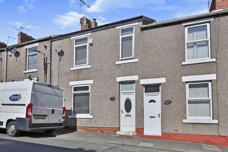 Baff Street, 3 bedroom Mid Terrace House to rent, £725 pcm