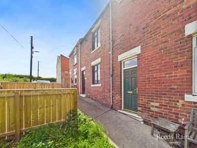 George Street, 3 bedroom Mid Terrace House for sale, £120,000