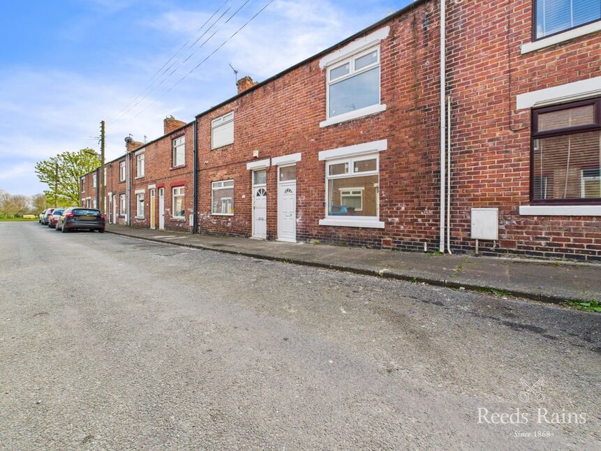Main image of 3 bedroom Mid Terrace House to rent, Albert Street, Chilton, Durham, DL17