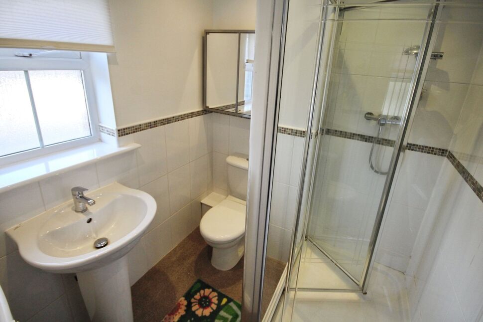 En-Suite Bathroom