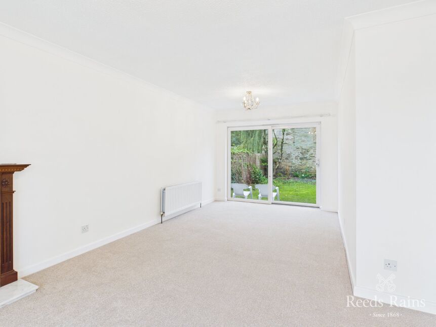 Lounge / Dining Room