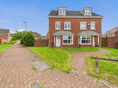 4 bedroom Semi Detached House for sale