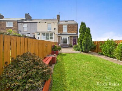 3 bedroom End Terrace House for sale