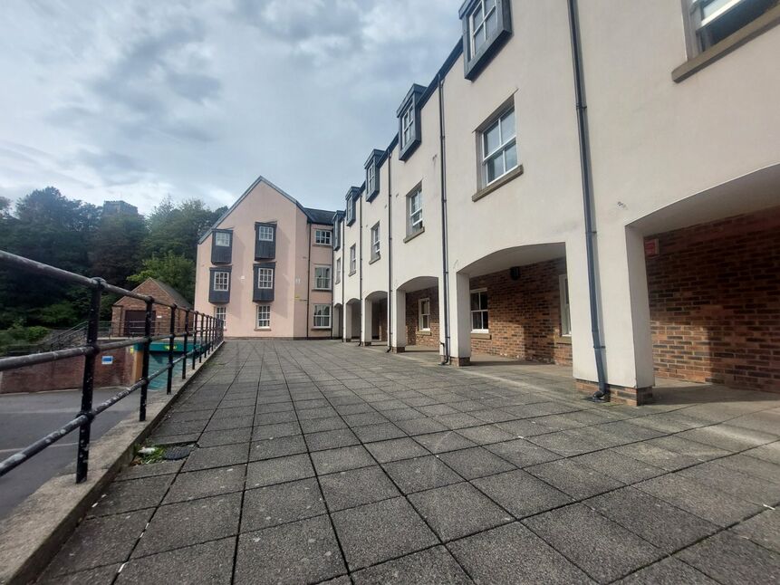 Main image of 2 bedroom  Flat for sale, St. Andrews Court, New Elvet, Durham, DH1