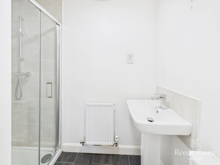 En-Suite Bathroom