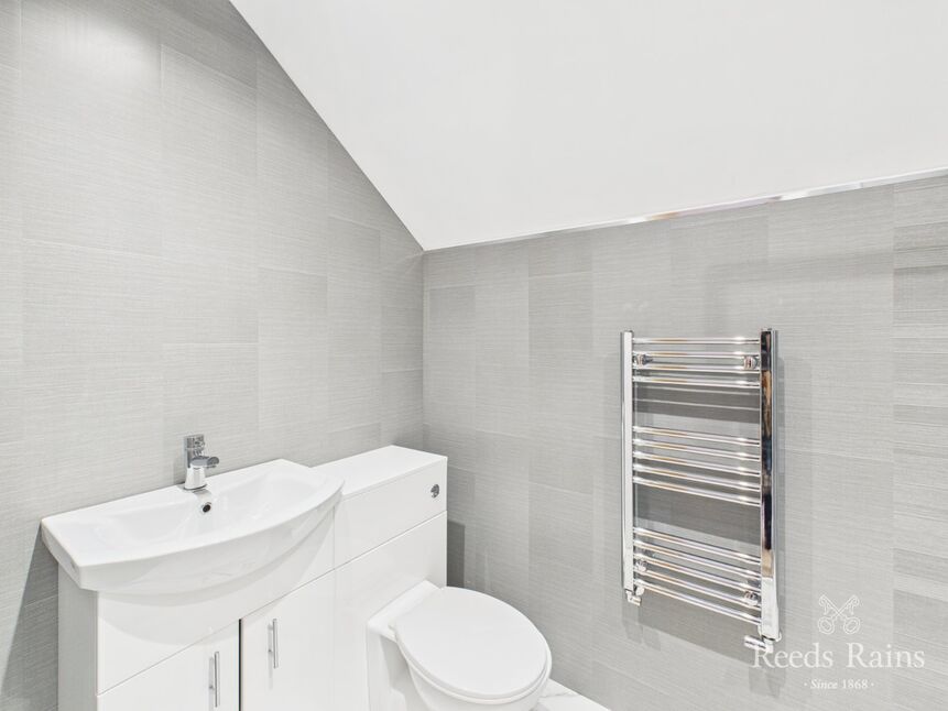 En-Suite Bathroom