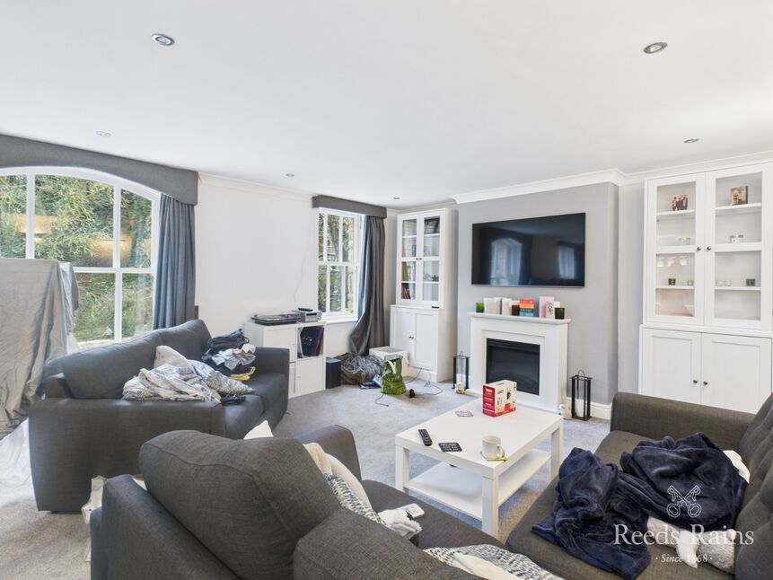 Lounge / Dining Room