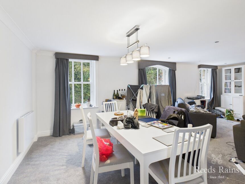 Lounge / Dining Room