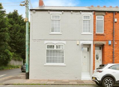 3 bedroom End Terrace House to rent