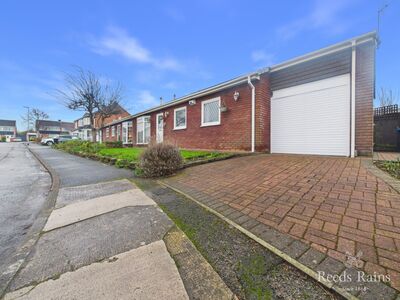 3 bedroom Semi Detached Bungalow for sale