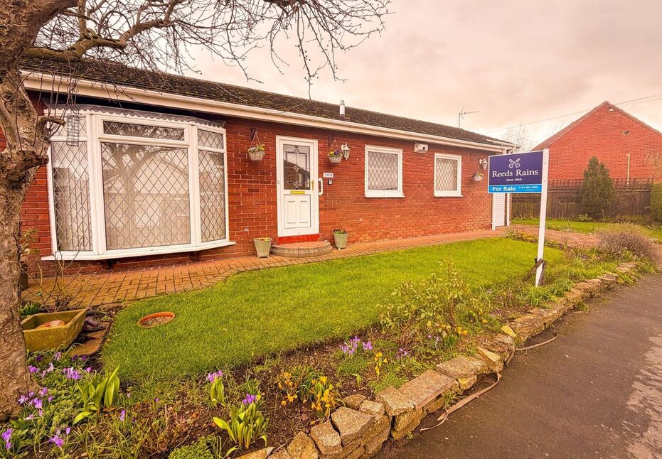 3 bedroom Semi Detached Bungalow for sale