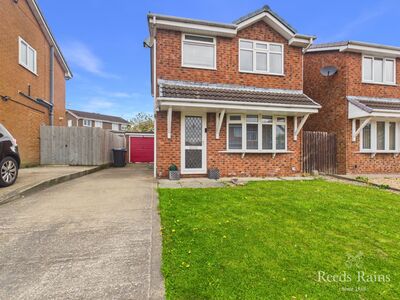 3 bedroom Detached House for sale
