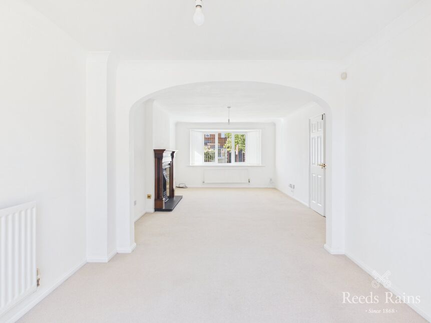 Lounge / Dining Room