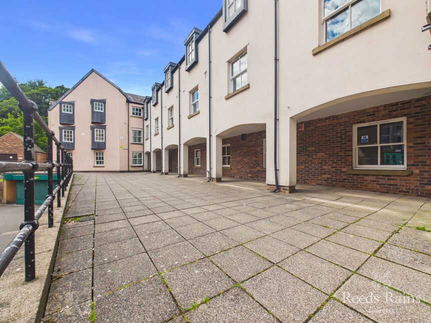 Main image of 1 bedroom Flat for sale, St. Andrews Court, New Elvet, Durham, DH1